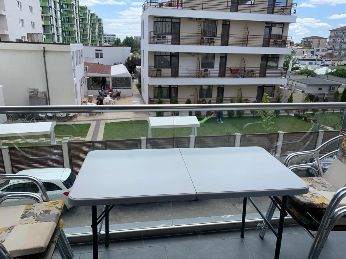 Appartement Milan à Năvodari Extérieur photo
