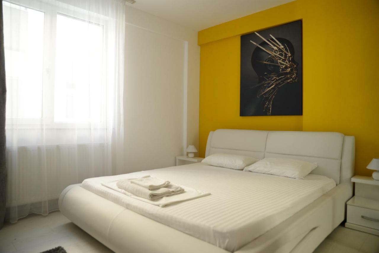 Appartement Milan à Năvodari Extérieur photo
